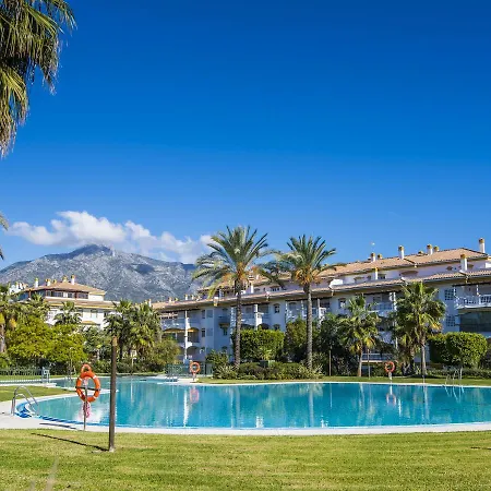 Fabulous Ground Floor Apt. Marbellac
