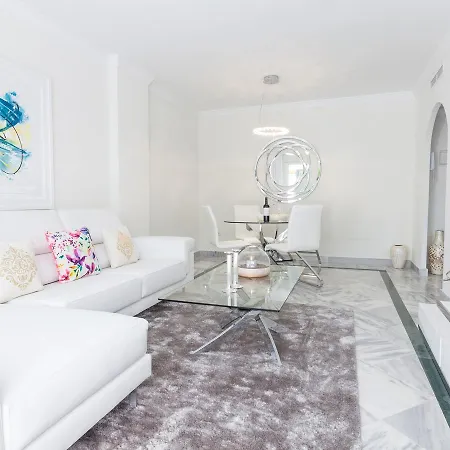 Fabulous Ground Floor Apt. *